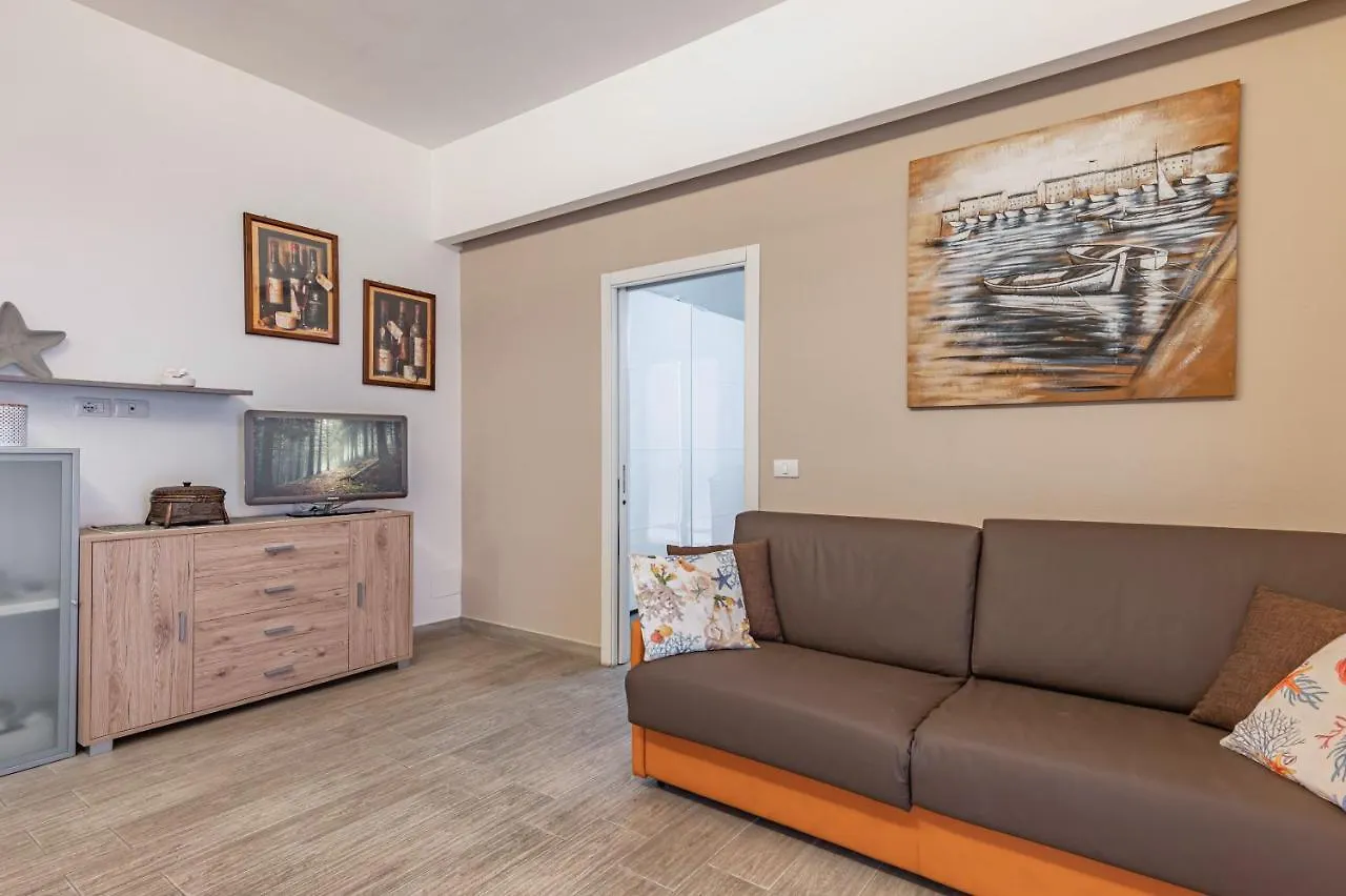 Apartmán Naxos Bay Flat With Terrace 50 Meters From The Sea Giardini Naxos