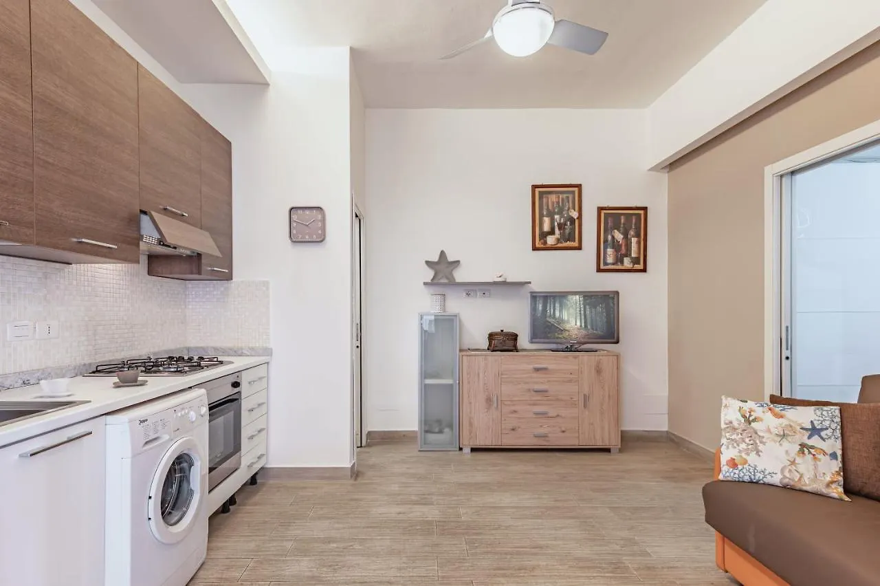 Apartmán Naxos Bay Flat With Terrace 50 Meters From The Sea Giardini Naxos