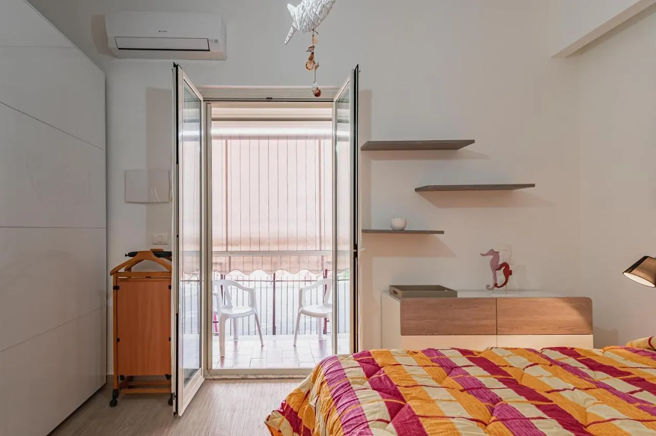 Apartmán Naxos Bay Flat With Terrace 50 Meters From The Sea Giardini Naxos